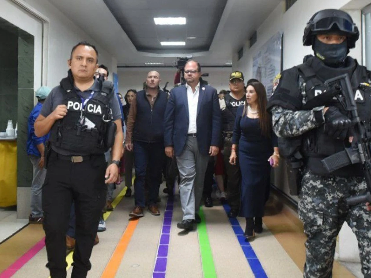 Fuerzas de seguridad intervinieron el hospital Carlos Andrade Marín