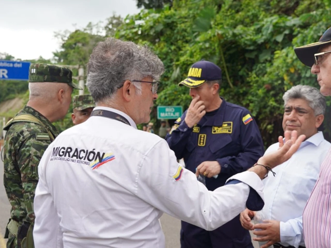 Colombia anuncia la apertura de un puesto fronterizo con Ecuador