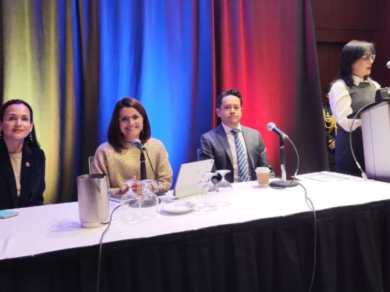 Ecuador promociona su potencial minero en PDAC 2026 ante inversionistas globales