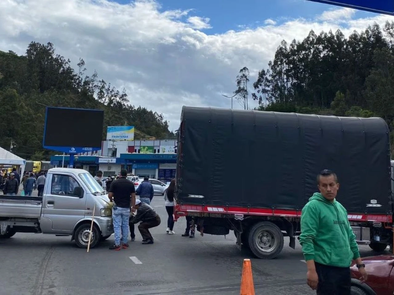 Transportadores en alerta por ingreso de carga ecuatoriana