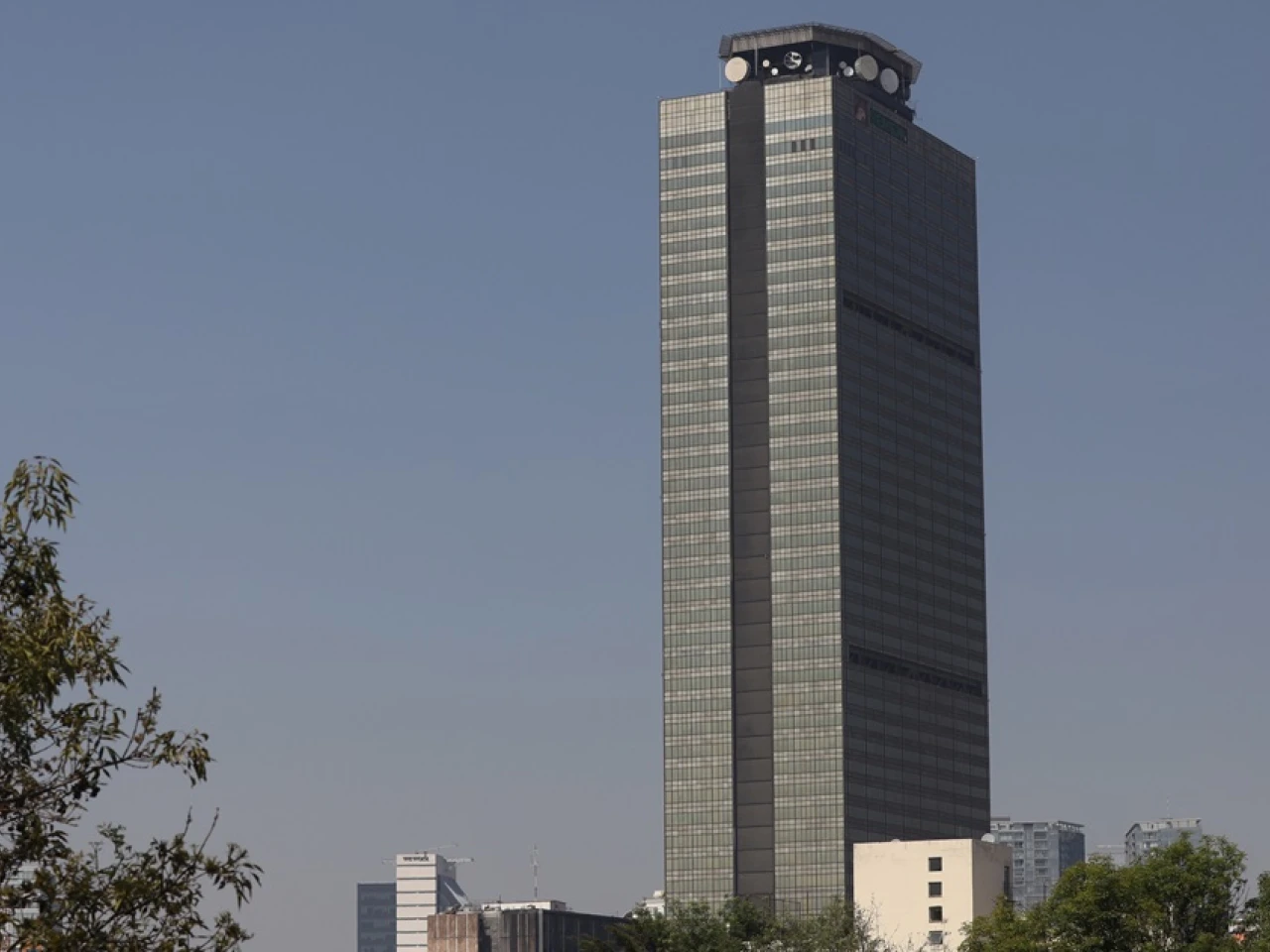 Fitch Ratings mejoró calificación de la estatal Pemex