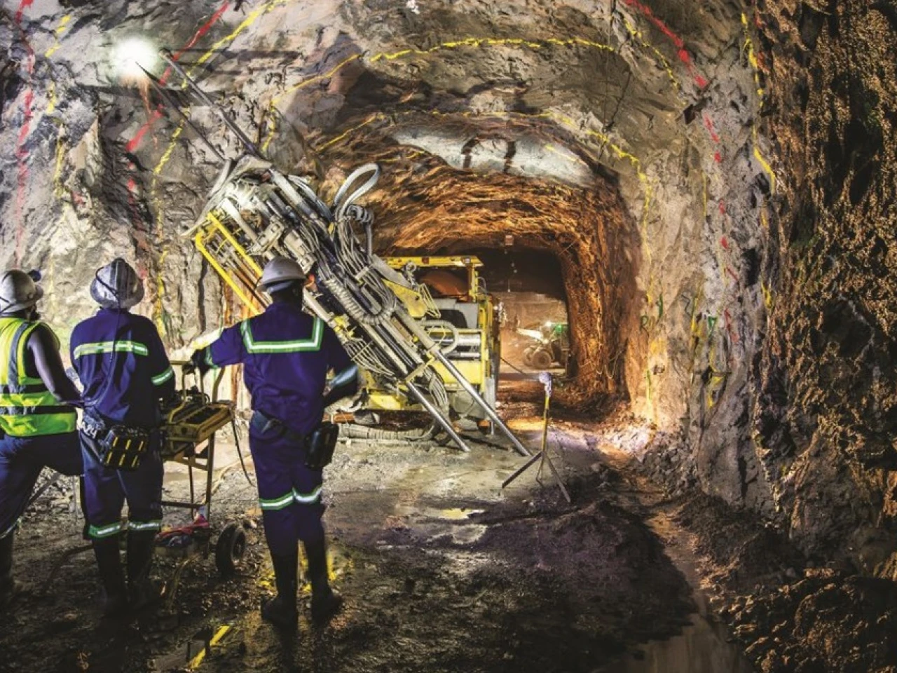 Perú: Minería generó $ 2.100 millones de enero a octubre