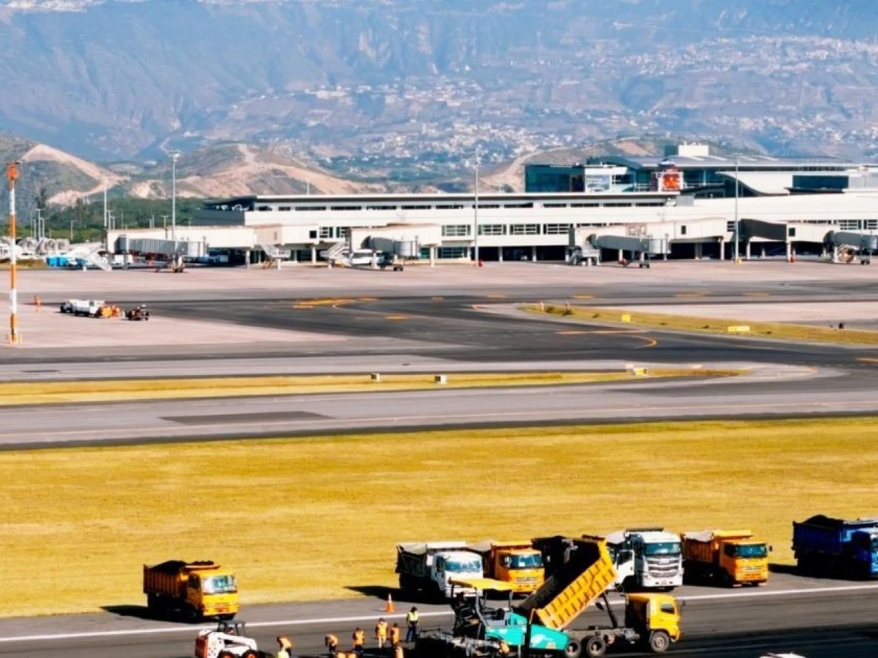 Aeropuerto de Quito suspenderá vuelos por mantenimiento 