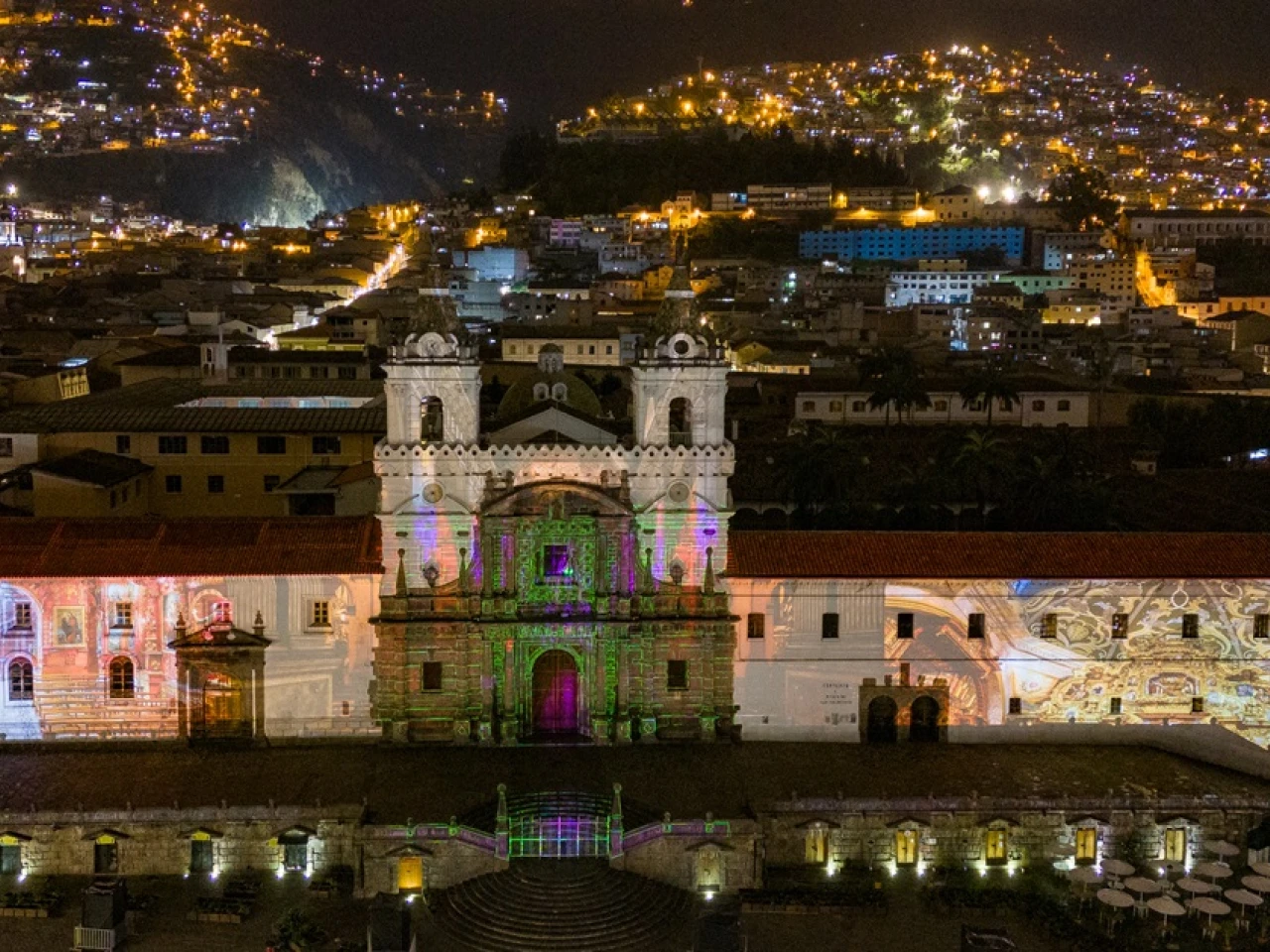 El Centro de Quito se iluminará con un espectáculo de proyecciones