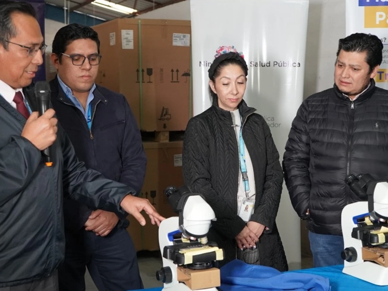 130 microscopios llegaron para la detección de la malaria