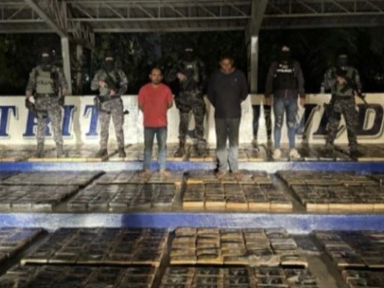 La Policía decomisó 1,5 toneladas de cocaína en Ventanas