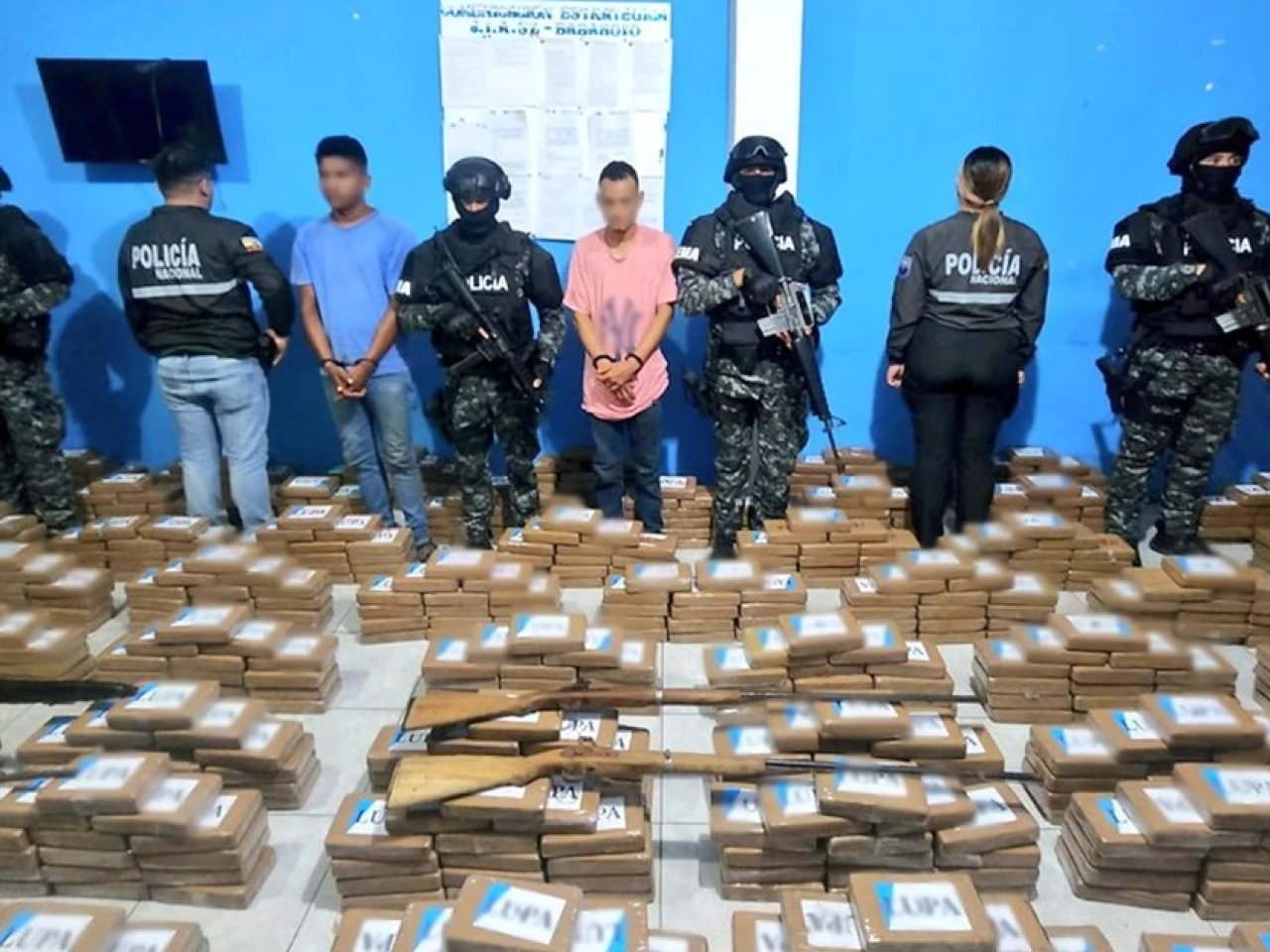 La Policía incautó cerca de una tonelada de cocaína en Los Ríos