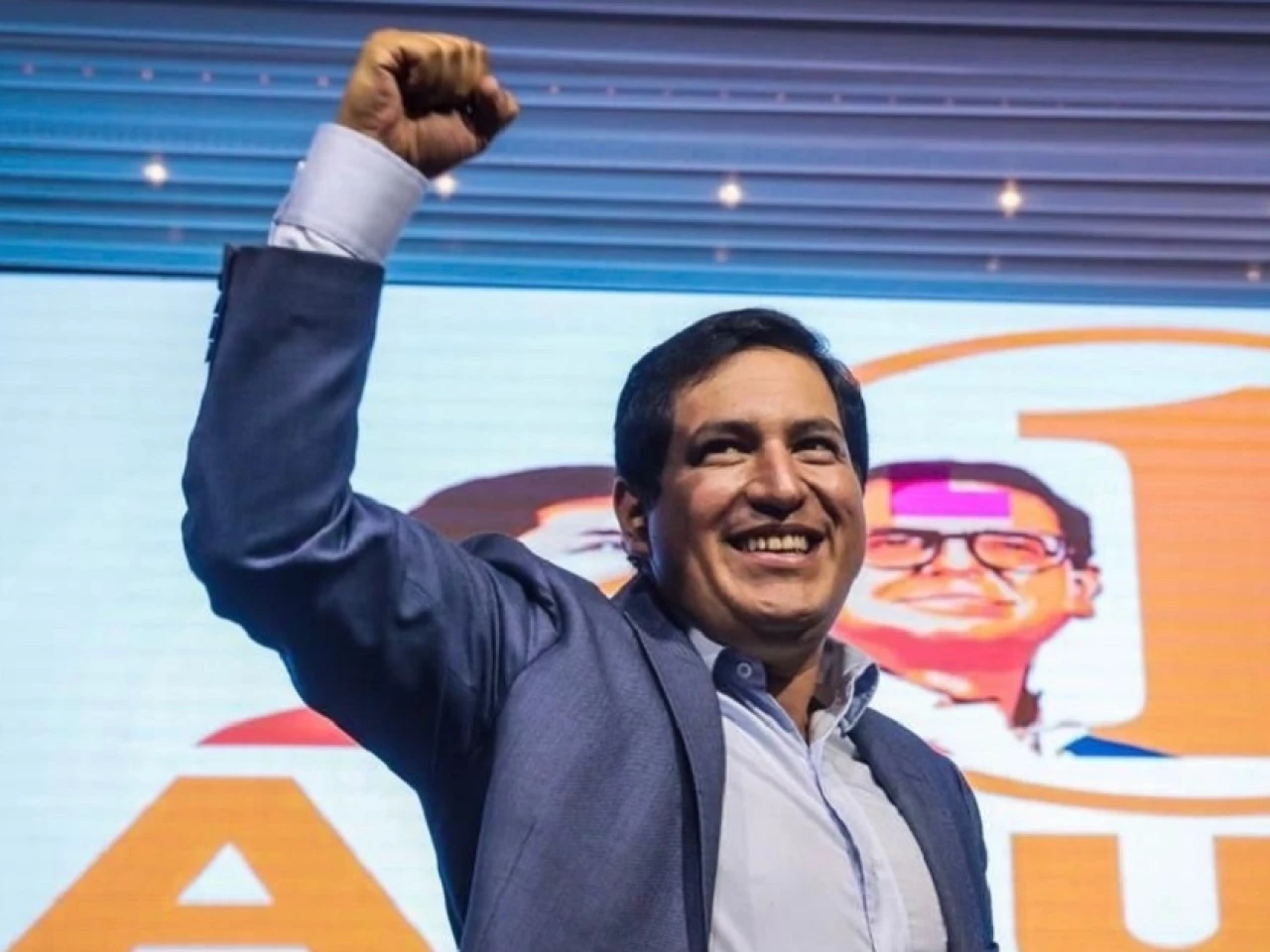 Andrés Arauz asegura que quiere la “convertibilidad electrónica”