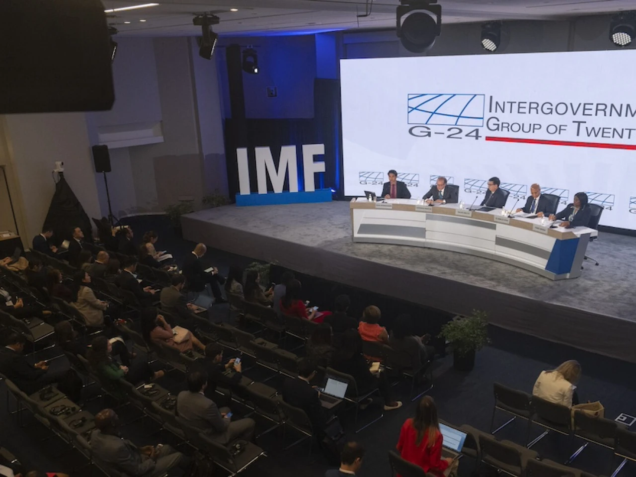 Países del G24 piden al FMI y al BM reformas para aumentar su representación