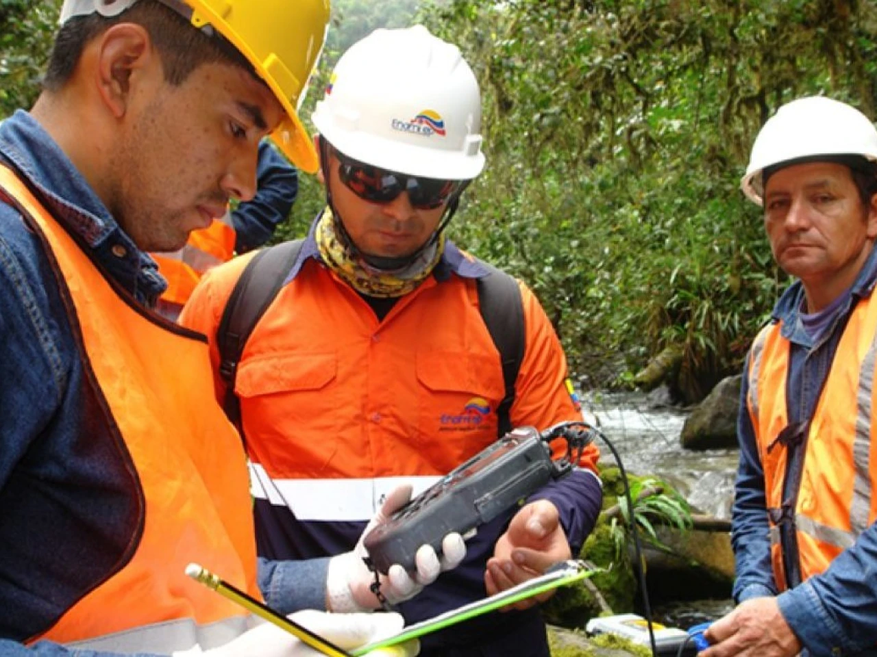 Ecuador cambia la tasa minera y baja meta de recaudación