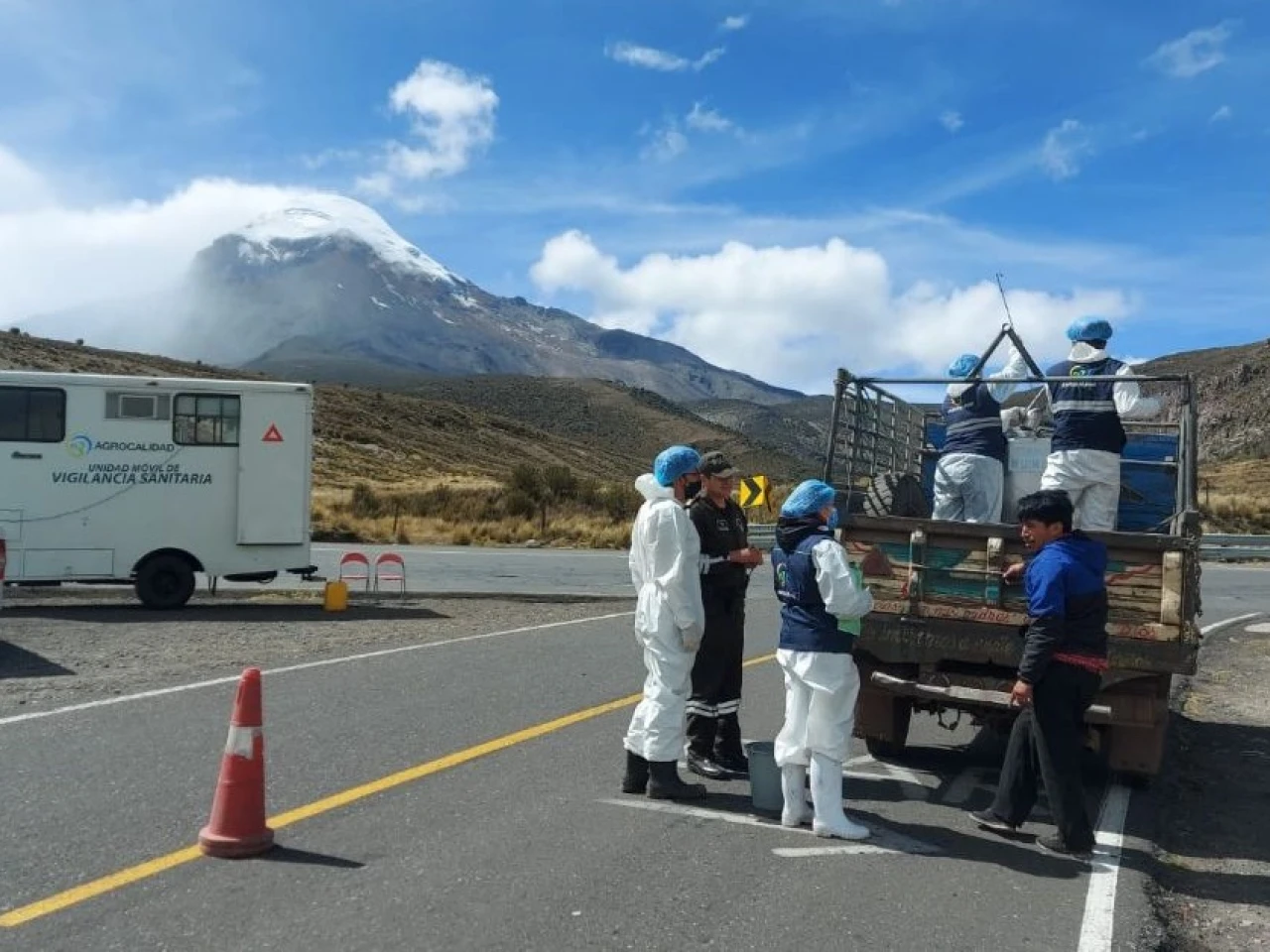 Controles sanitarios detectan 272.845 litros de leche no aptos para comercialización en Ecuador