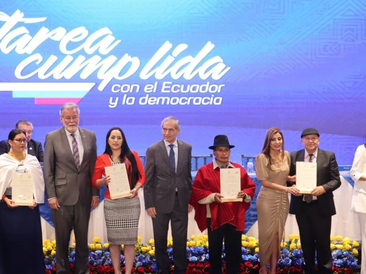 El CNE completa la entrega de credenciales a los 137 asambleístas