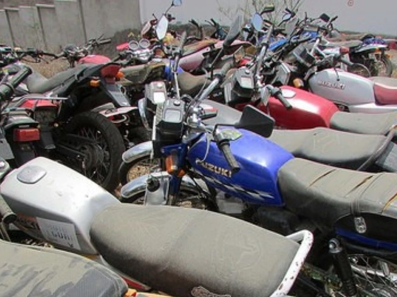 La Policía organiza un remate de vehículos y motocicletas 