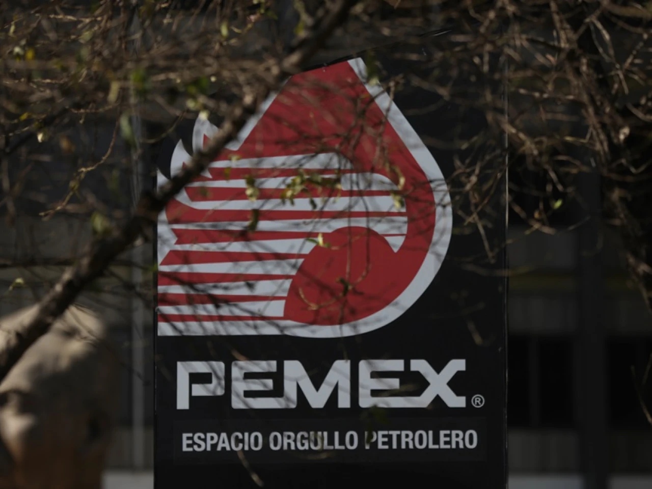 México colocó $ 12.000 millones en bonos 'P-Caps' para reforzar finanzas de Pemex