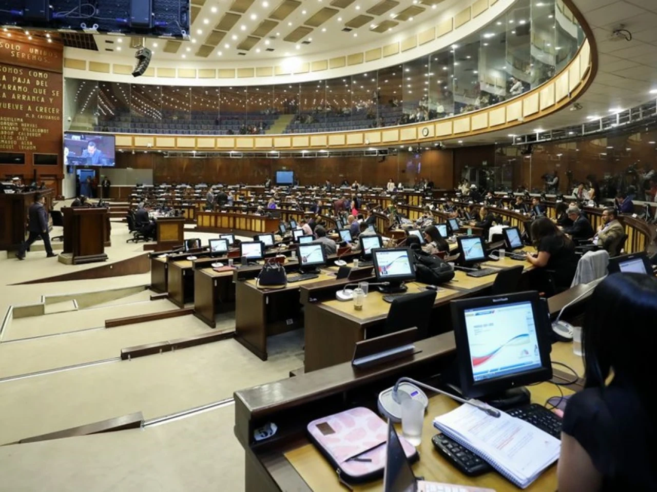 Cinco bancadas van tras el control de la Asamblea