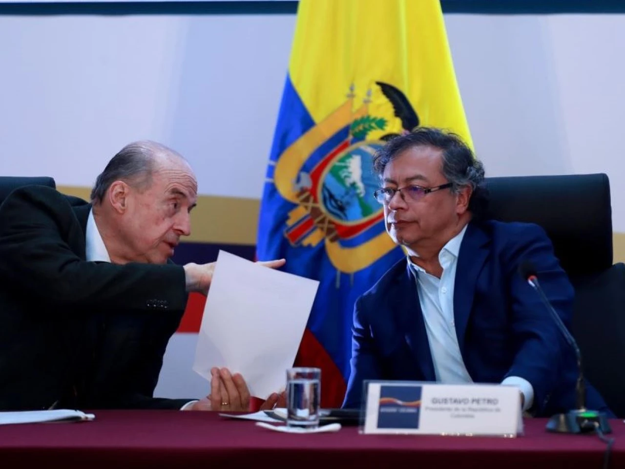 Petro denunció penalmente a su excanciller por conspiración