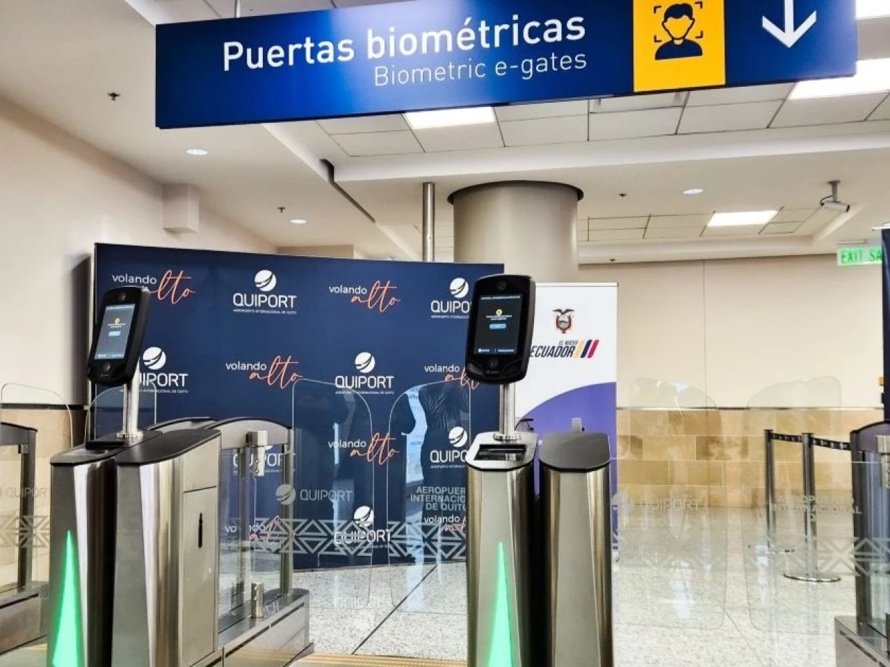 Aeropuerto de Quito implementa puertas biométricas 