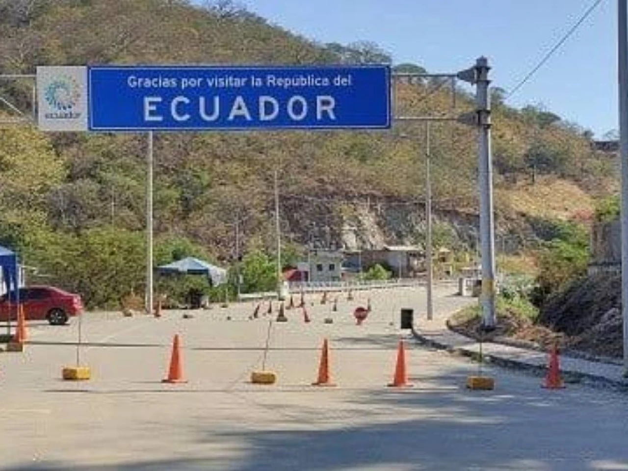 Gobierno reabre la frontera sur en Loja tras concluir el cierre temporal por seguridad