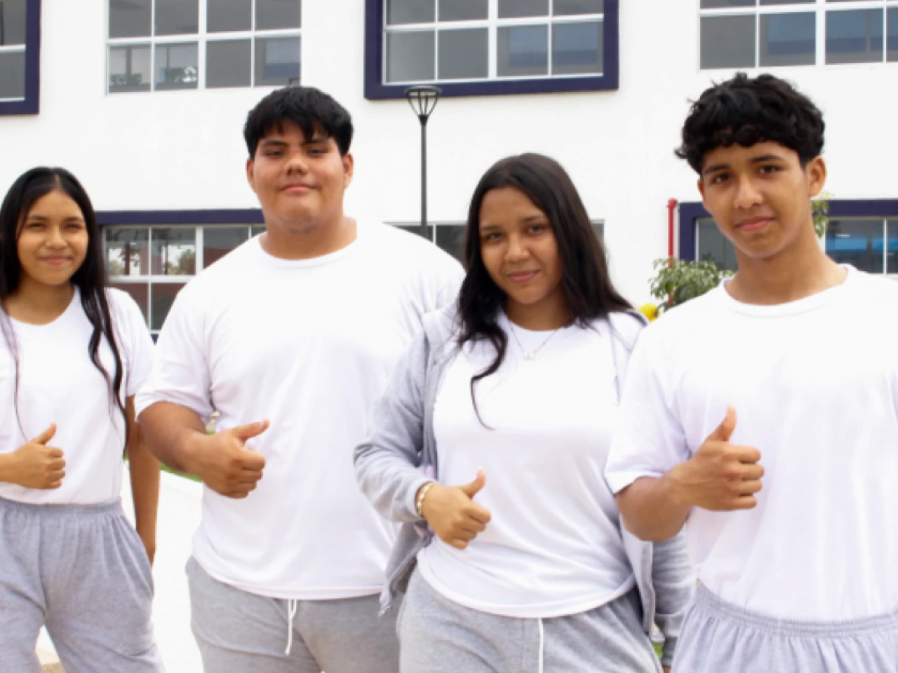 Estudiantes se preparan para cerrar el año escolar en la Costa y Galápagos 