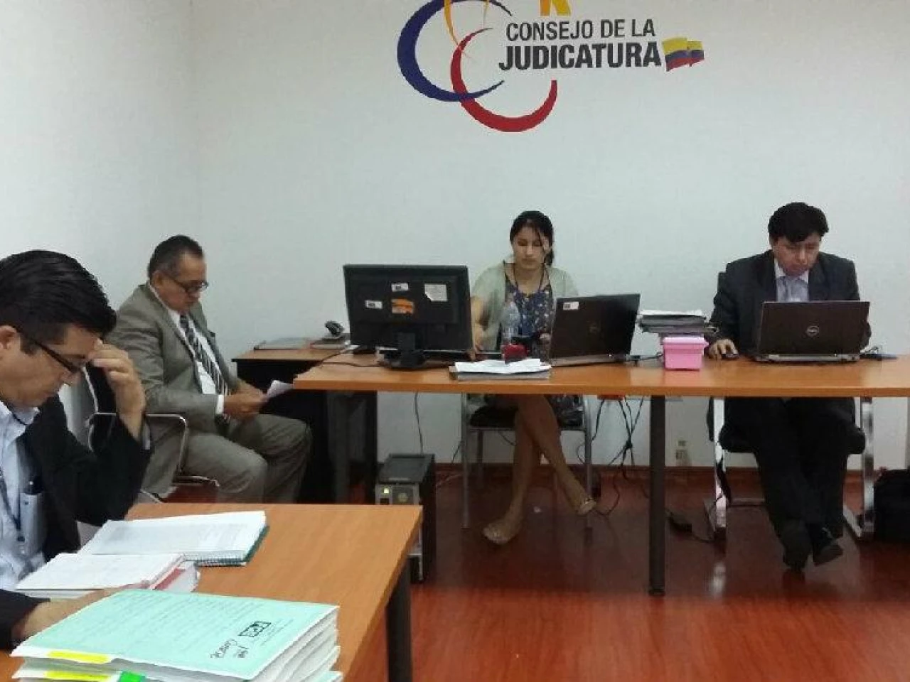 Suegra de Carlos Pareja llamada a juicio por lavado de activos en el caso Petroecuador