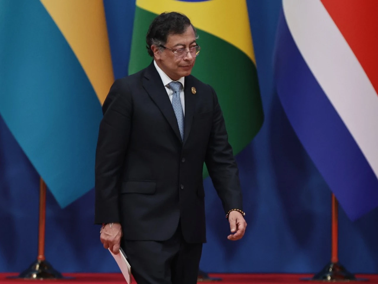 Presidentes de Colombia y Perú, únicos jefes de Estado en investidura de Noboa 