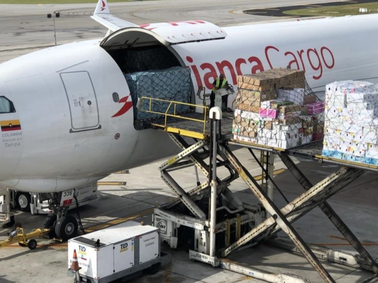 Importación de flores en EE.UU. prospera durante San Valentín