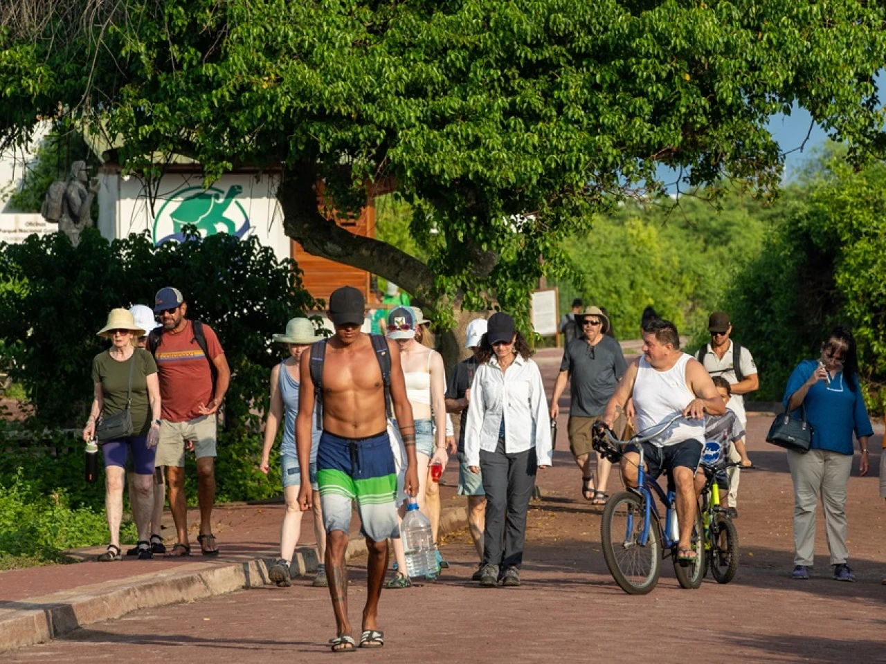 Galápagos, un destino que se hace más exclusivo al turismo