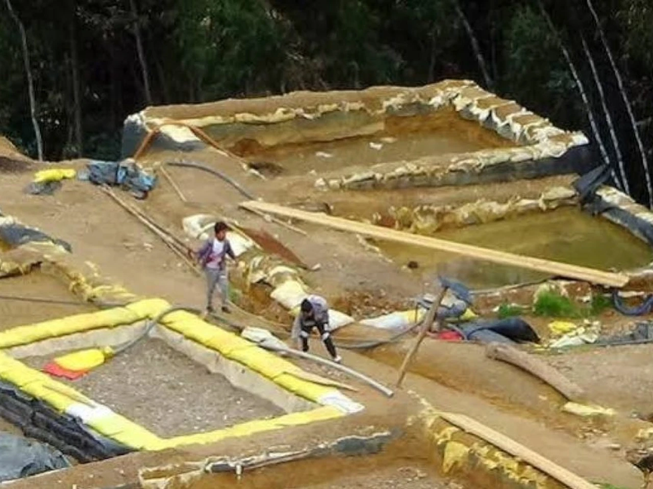 Minería ilegal de oro mueve US$12.000 millones al año en Perú, según especialista