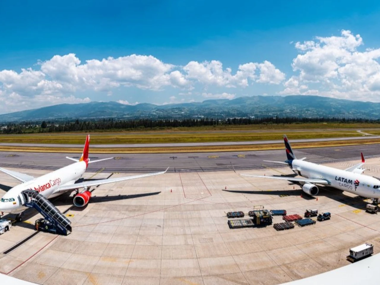 Tráfico aéreo creció en pasajeros, carga y vuelos en el primer trimestre