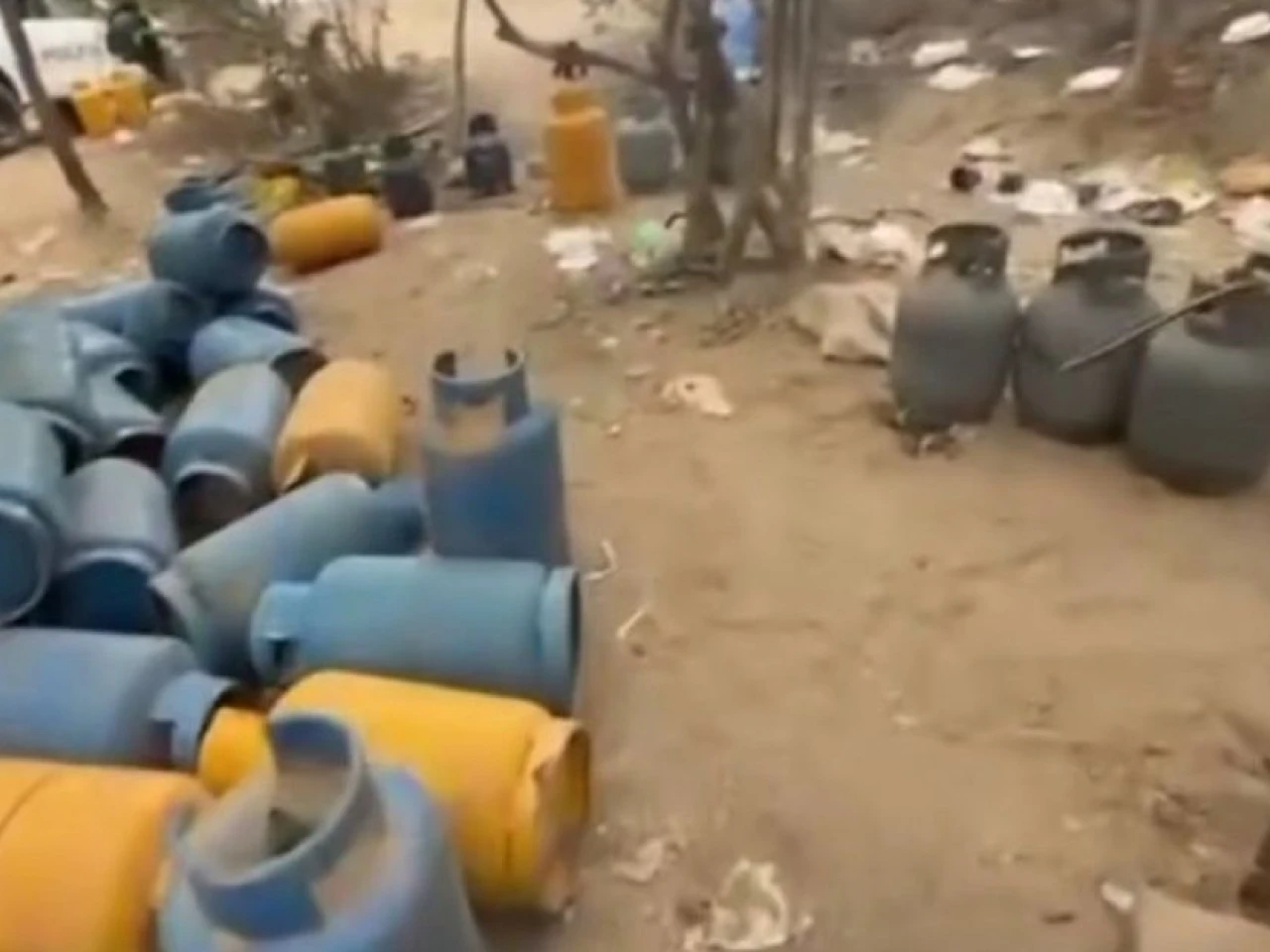 Perú intervino un depósito clandestino de gas en Tumbes