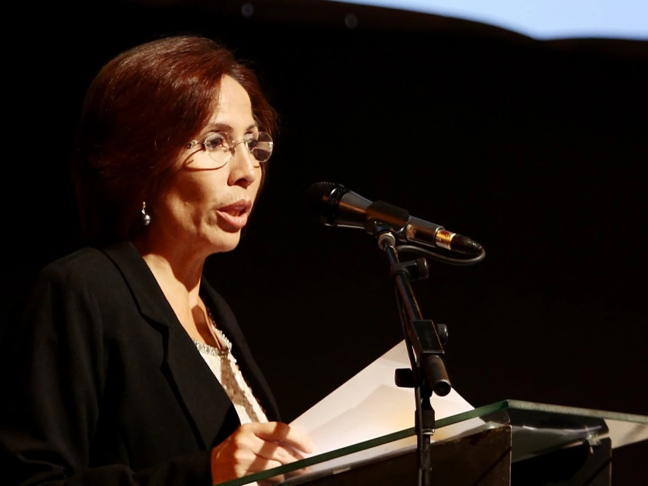 Gobierno no permitirá la salida de María de los Ángeles Duarte