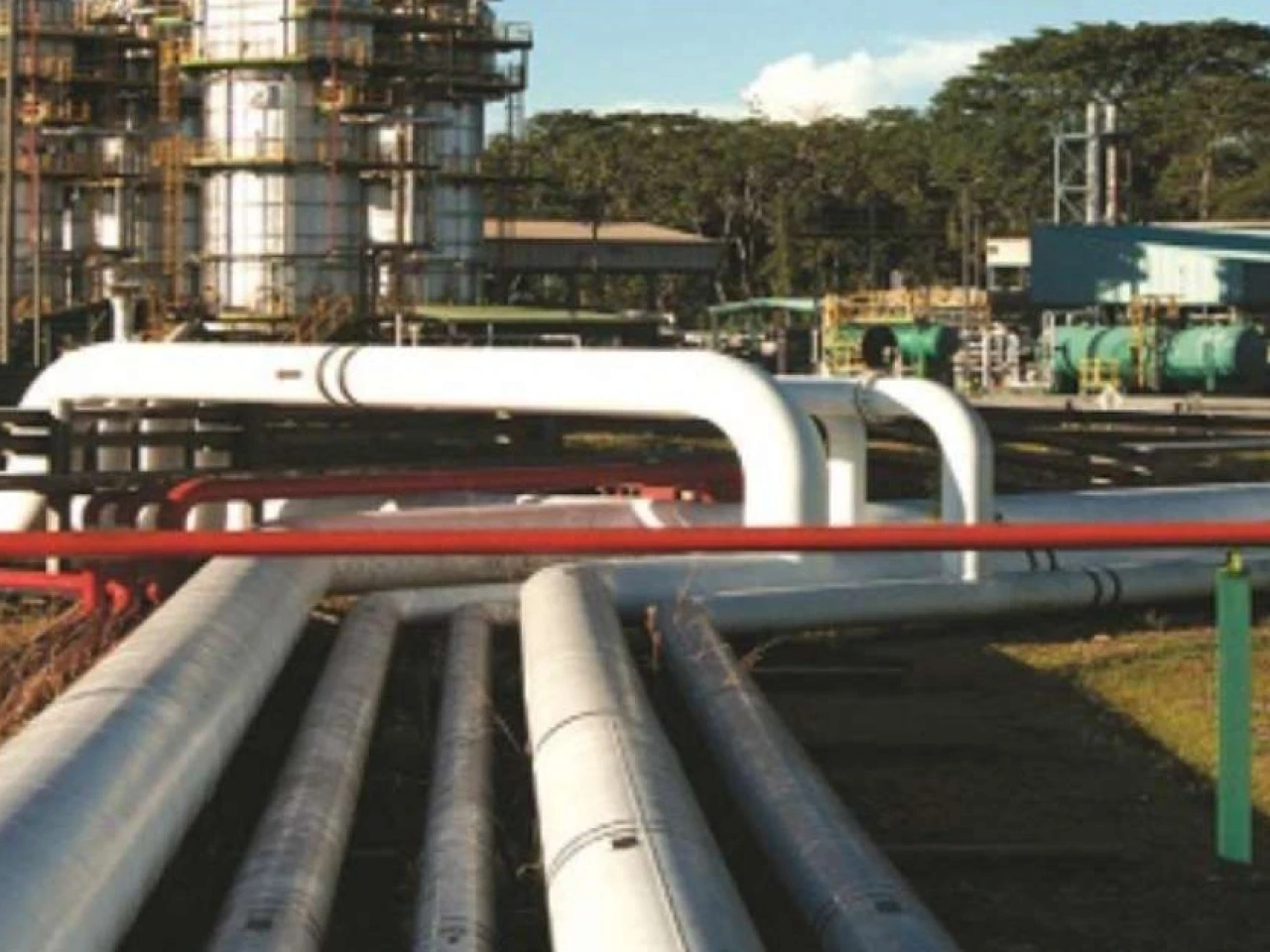 Pampa Energía inició arbitraje por $ 100 millones contra Ecuador por el OCP 