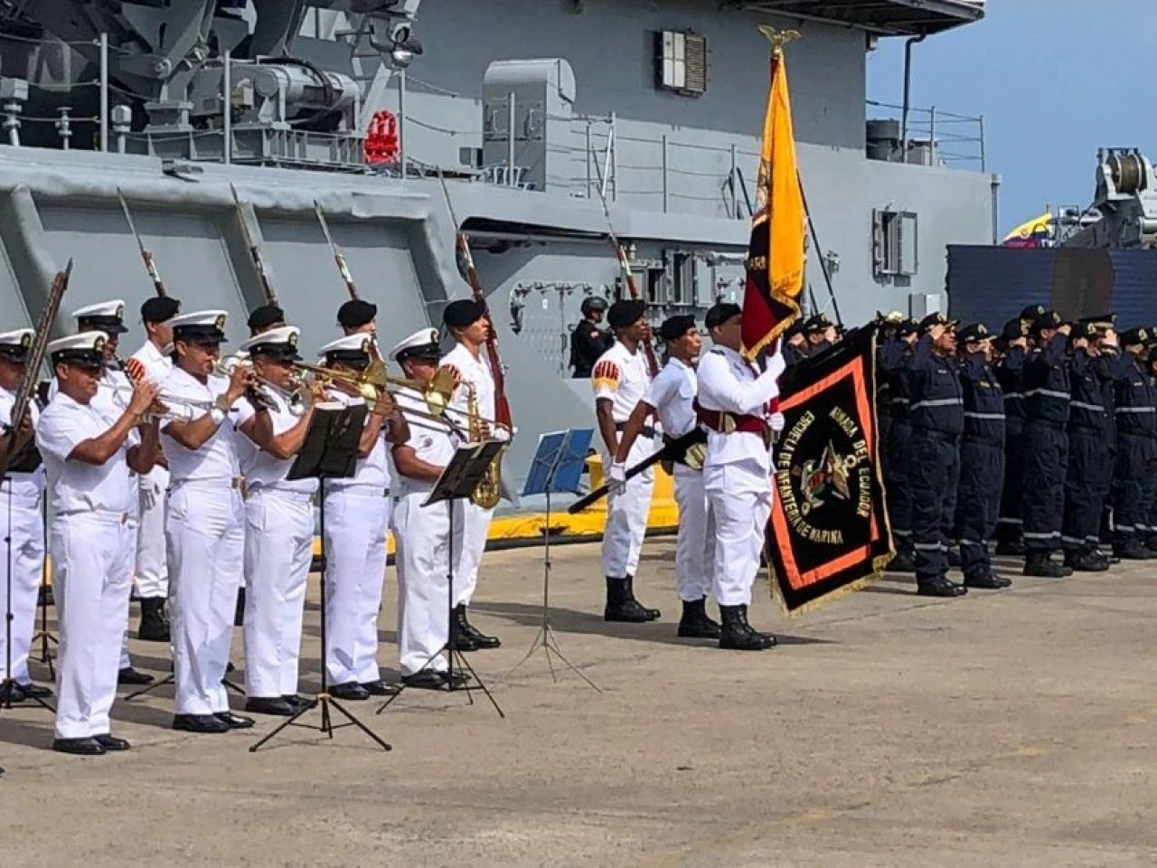 El BAE Jambelí se incorpora a la Armada para reforzar la lucha antidrogas