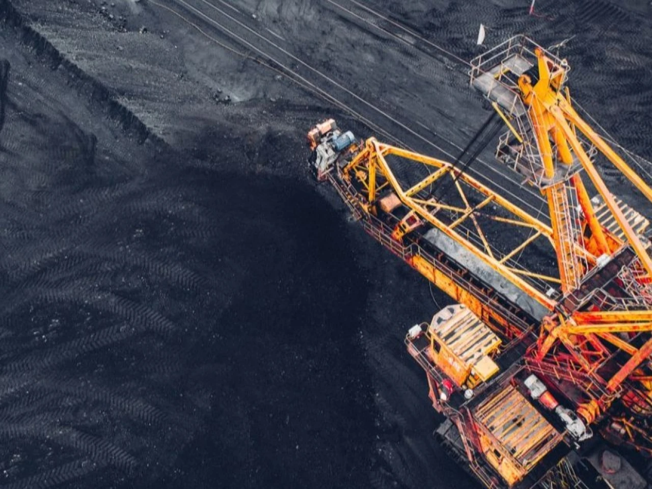 Colombia reglamenta cierre de minas con nuevas reglas ambientales y laborales