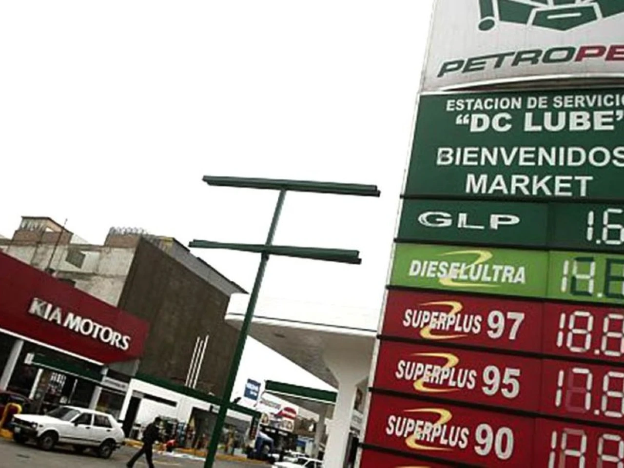 Precios de combustibles vuelven a presionar la inflación energética en América Latina