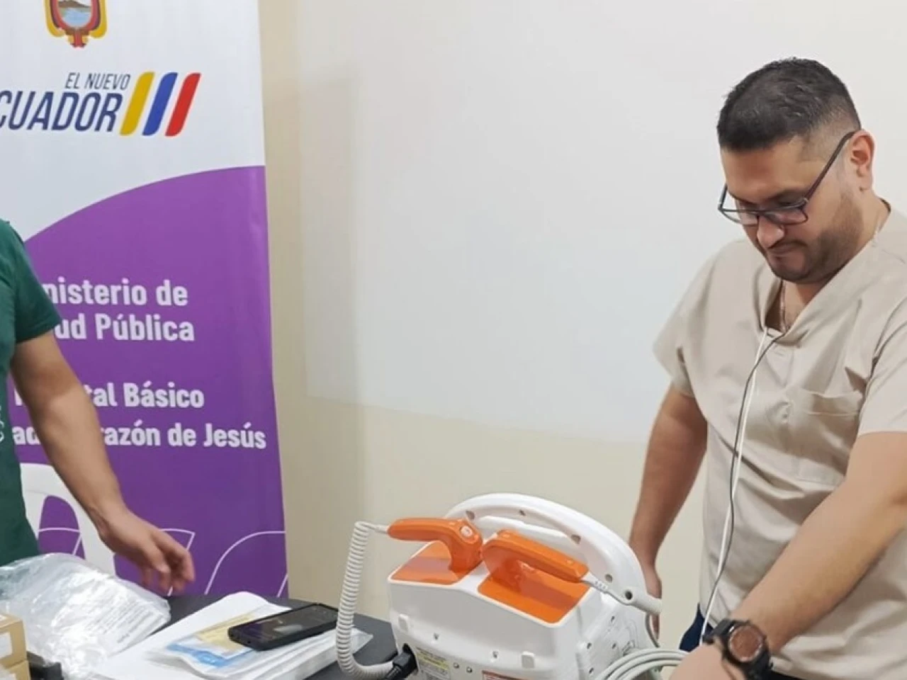 7 desfibriladores fueron distribuidos a Taisha y otras ciudades