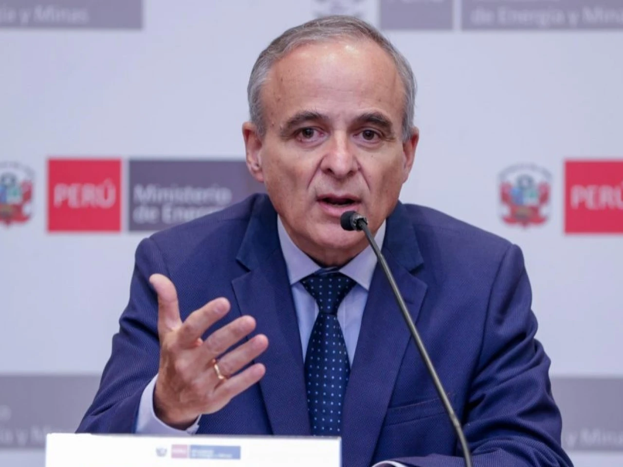Perú y Ecuador firmarán acuerdo para fortalecer el sector petrolero