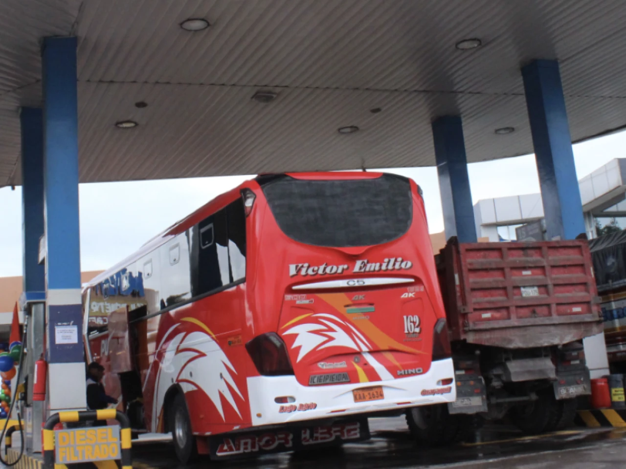 Los precios de las gasolinas bajan desde hoy