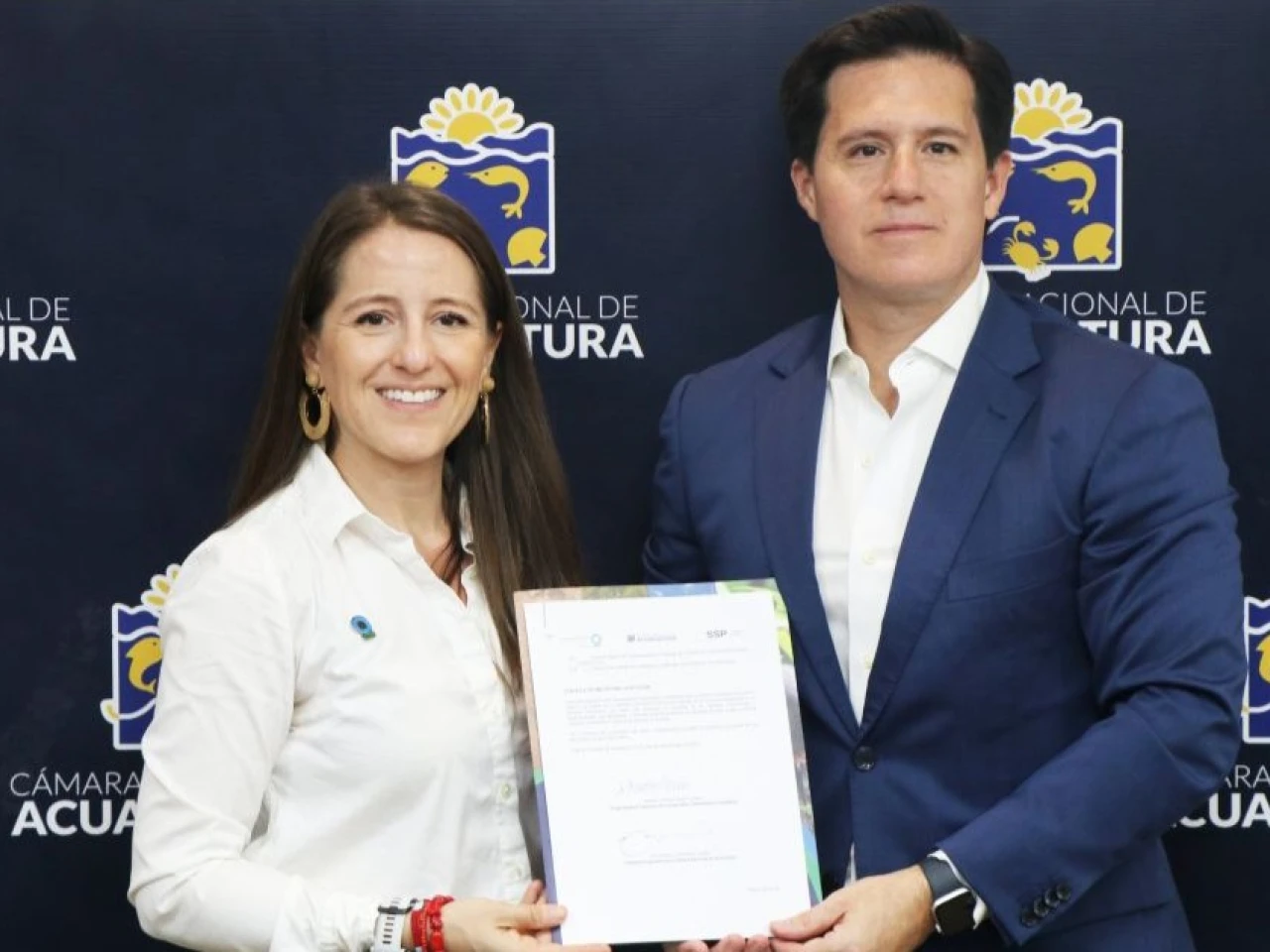 Sector camaronero impulsa plan para restaurar 250 hectáreas de manglar 