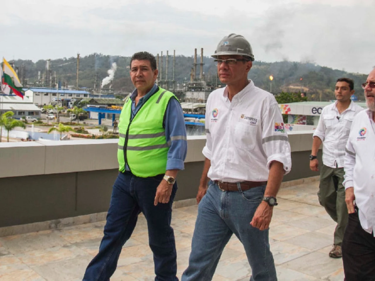 Empresas del Grupo Azul, camino al cierre en medio del escándalo