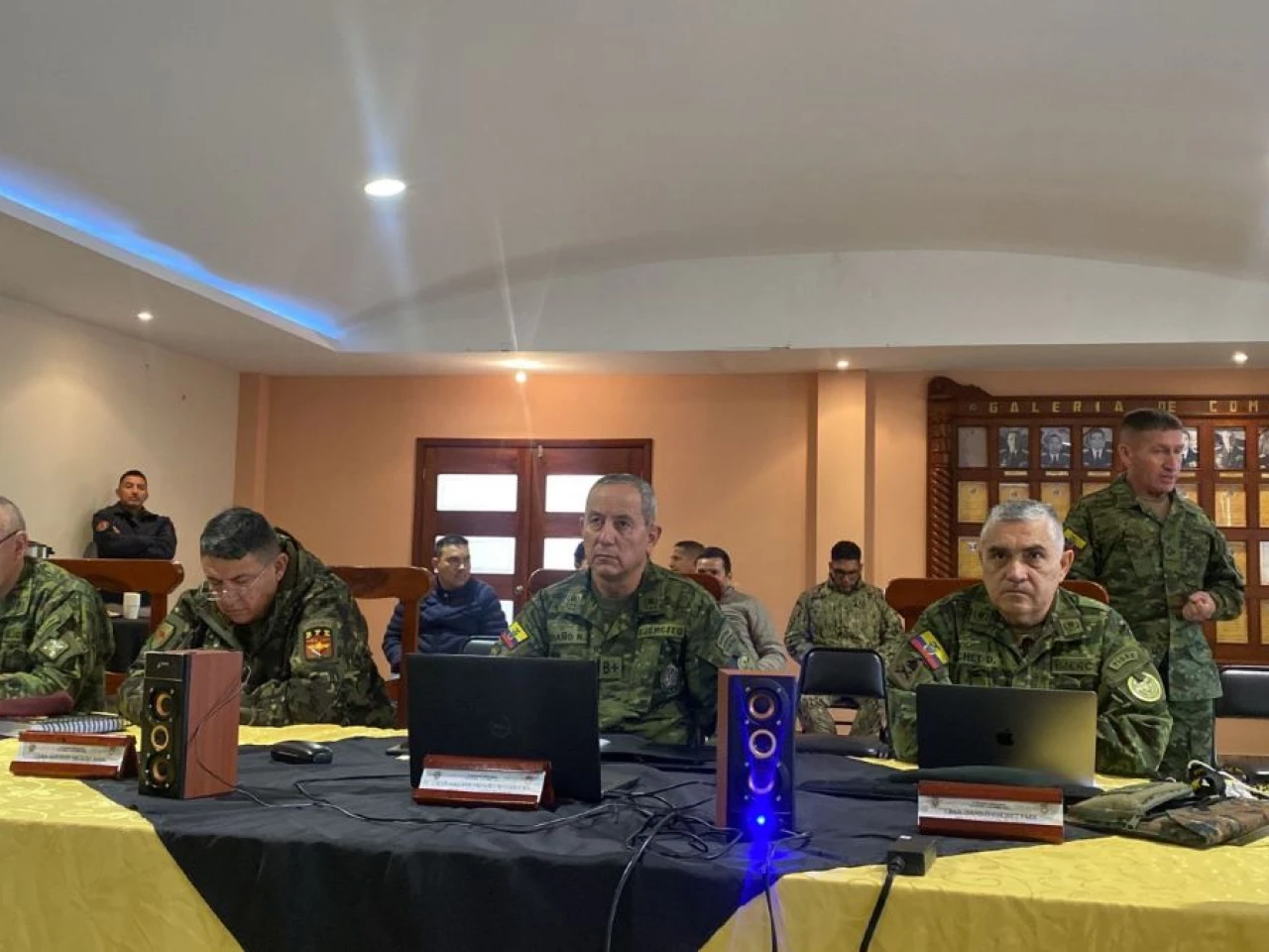 Ecuador y Colombia evalúan resultados de vigilancia coordinada en su frontera