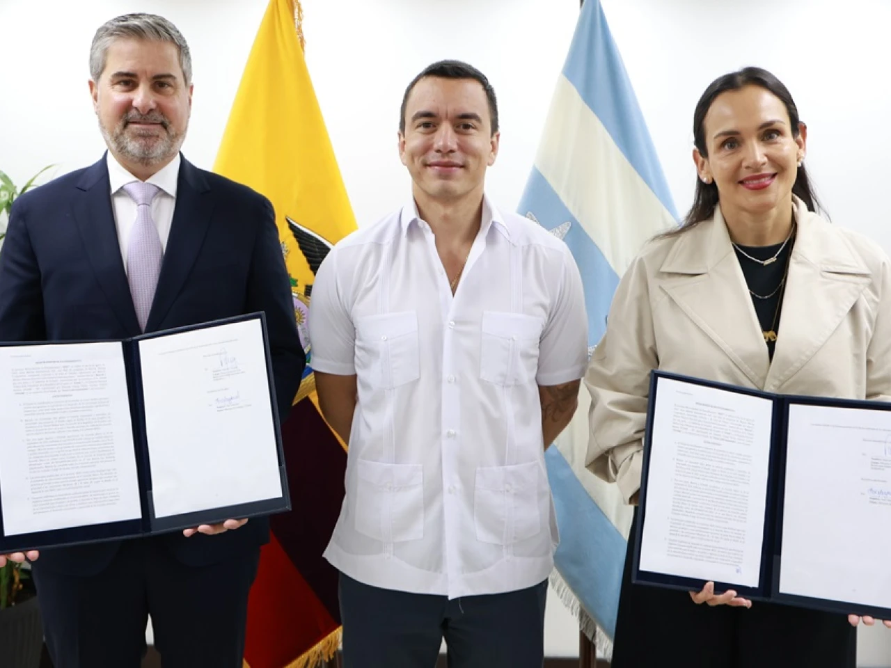 Ecuador firmó alianza estratégica con Barrick