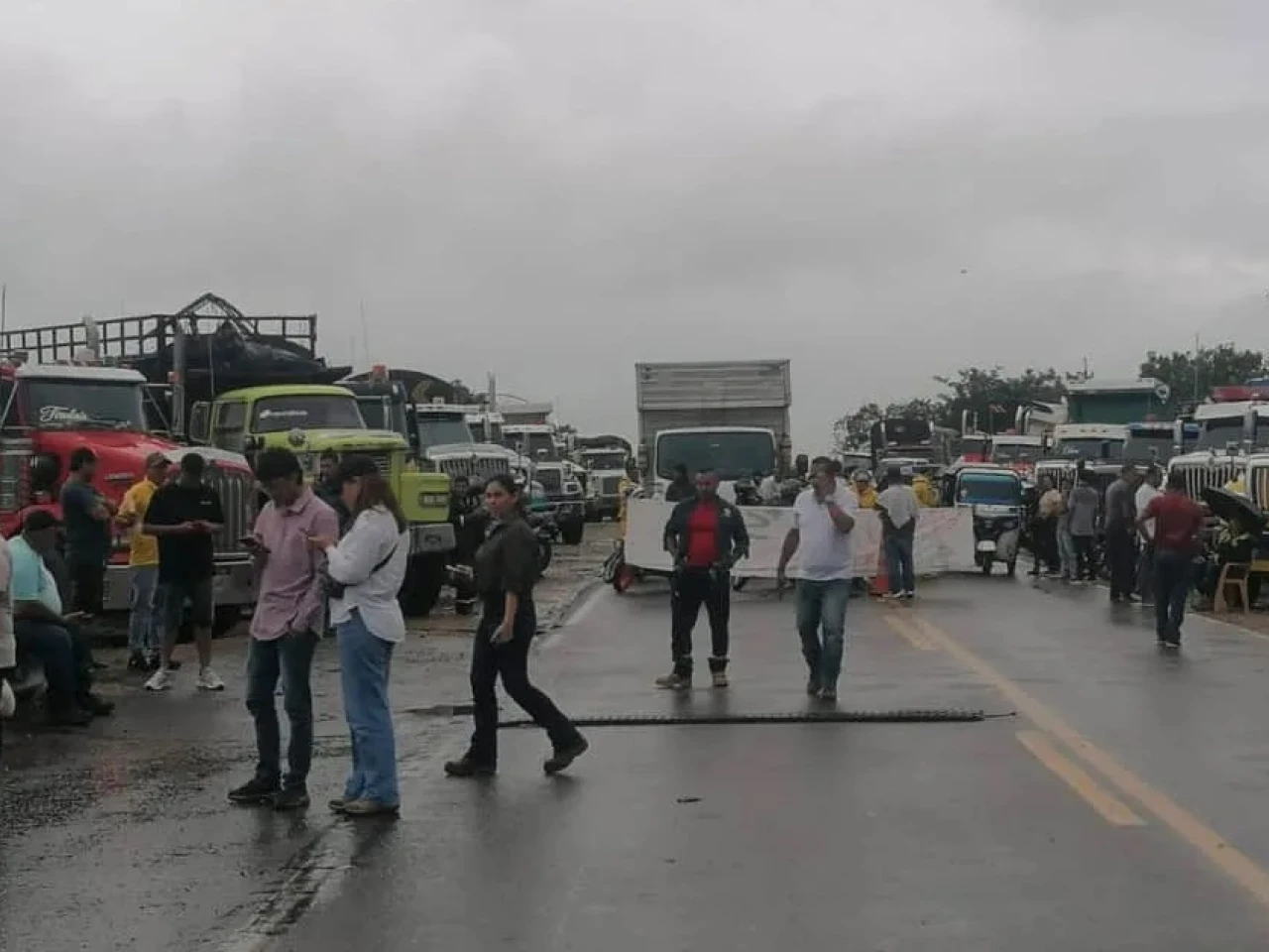 Bloqueos en Meta frenan producción petrolera y dejan millonarias pérdidas