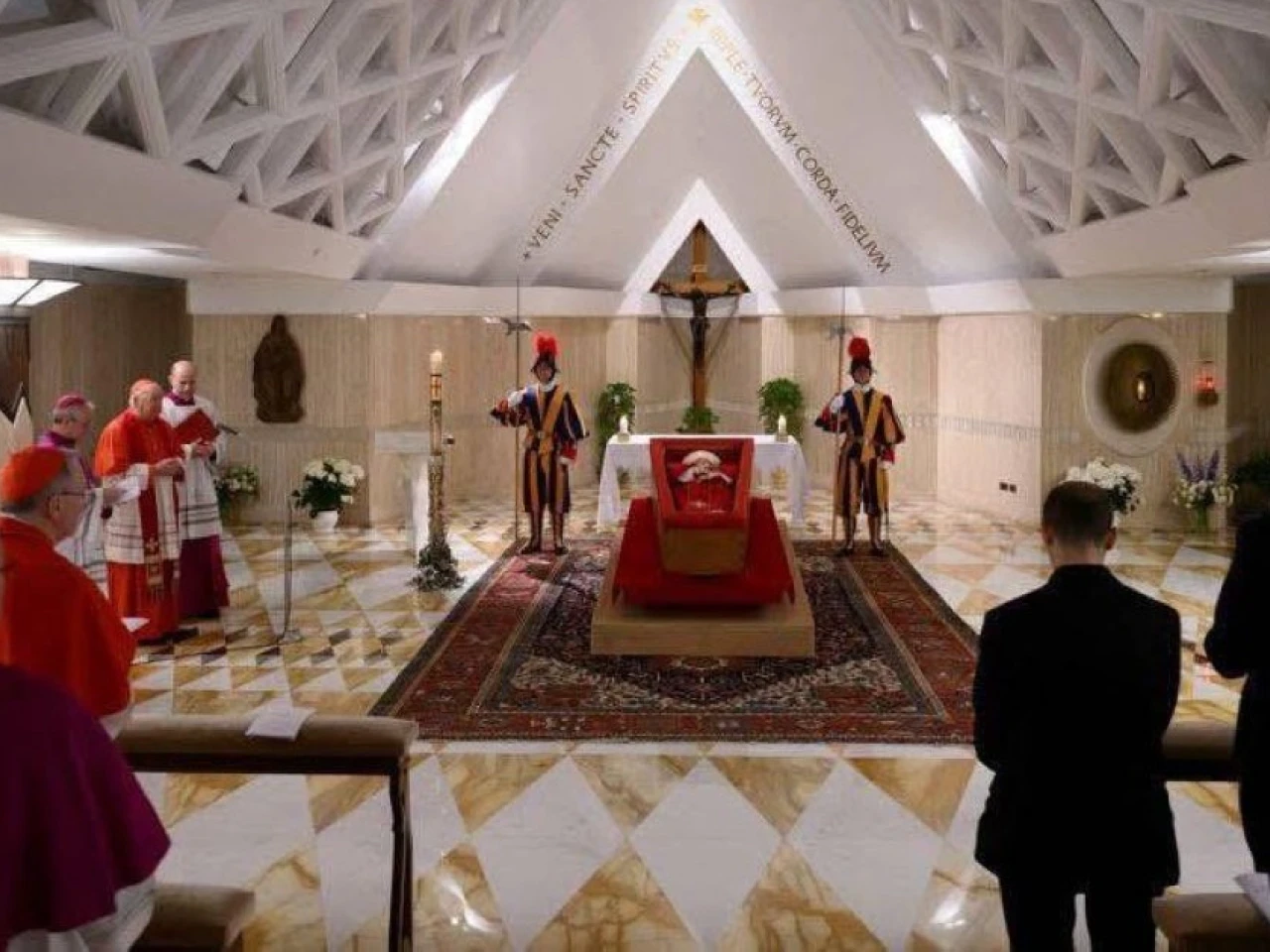 Daniel Noboa asistirá al funeral del papa Francisco