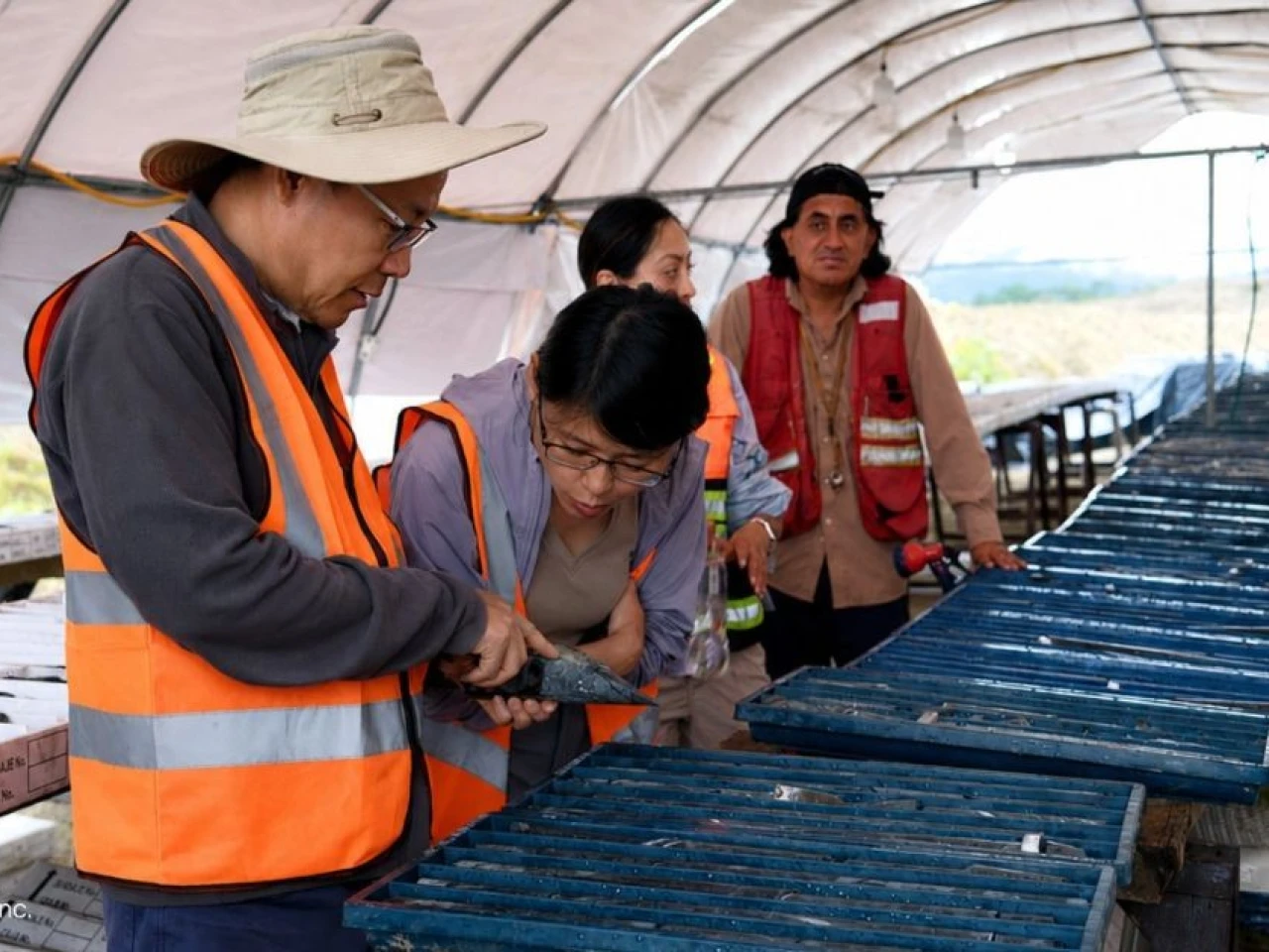 Auro Metals reporta nueva intersección de 625 metros con oro y cobre en en Zamora Chinchipe