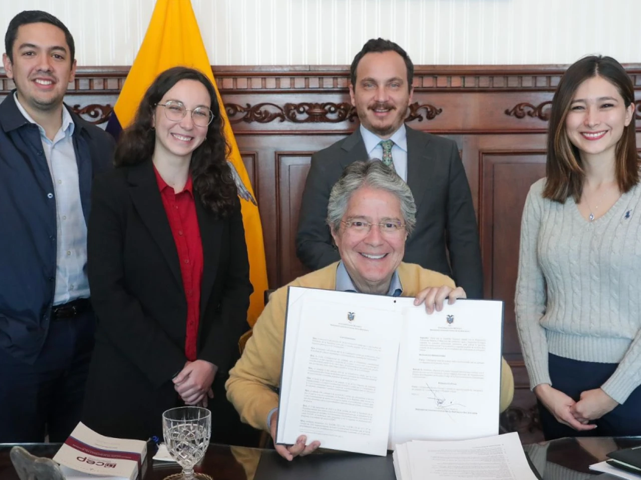 Lasso convoca al referéndum sobre seguridad, instituciones y ambiente
