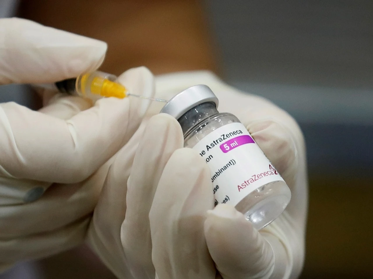 Ecuador recibirá de Canadá cerca de 400.000 dosis de AstraZeneca