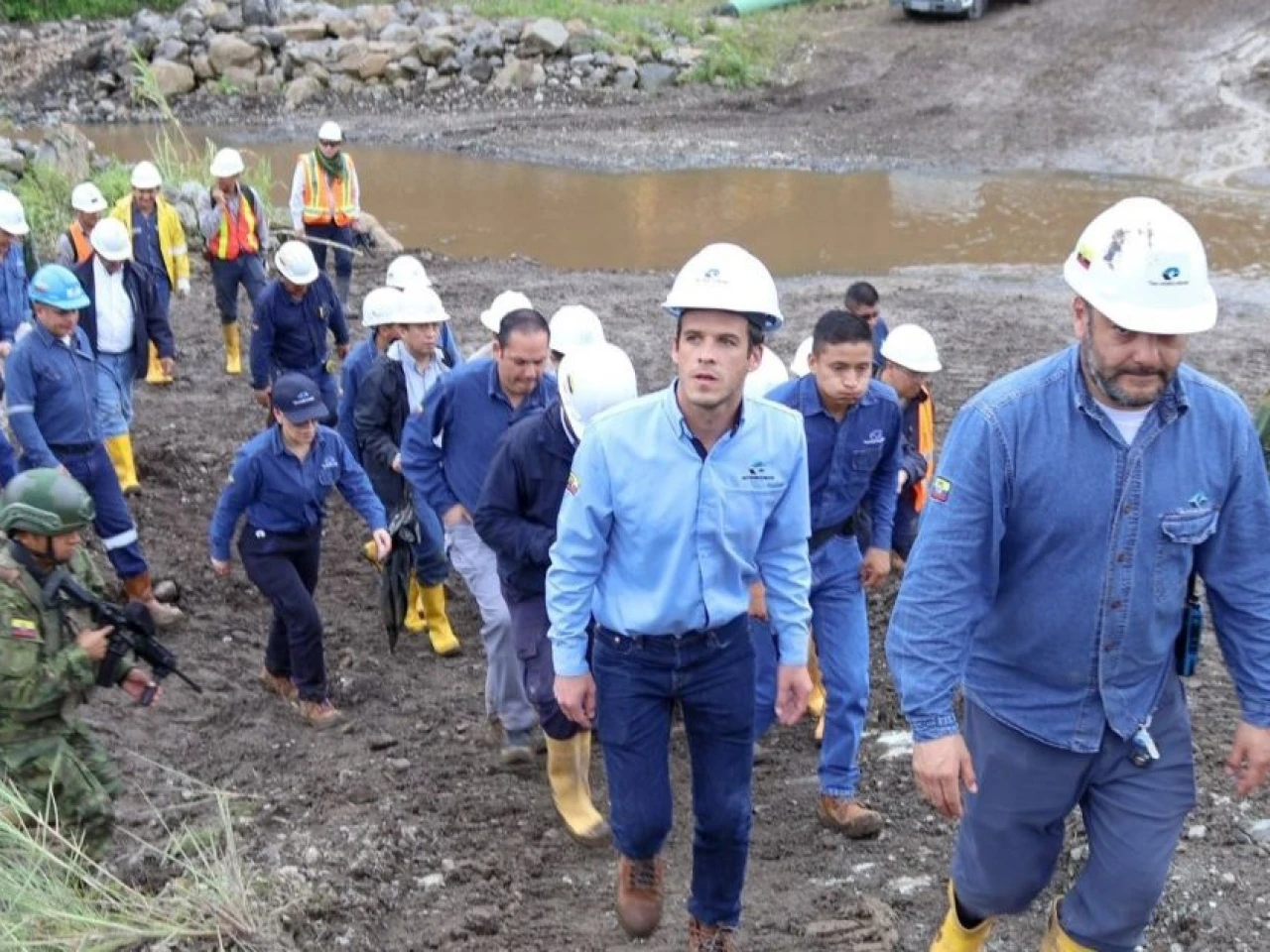 Producción petrolera cayó 87 % por suspensión de oleoductos y falta de almacenamiento