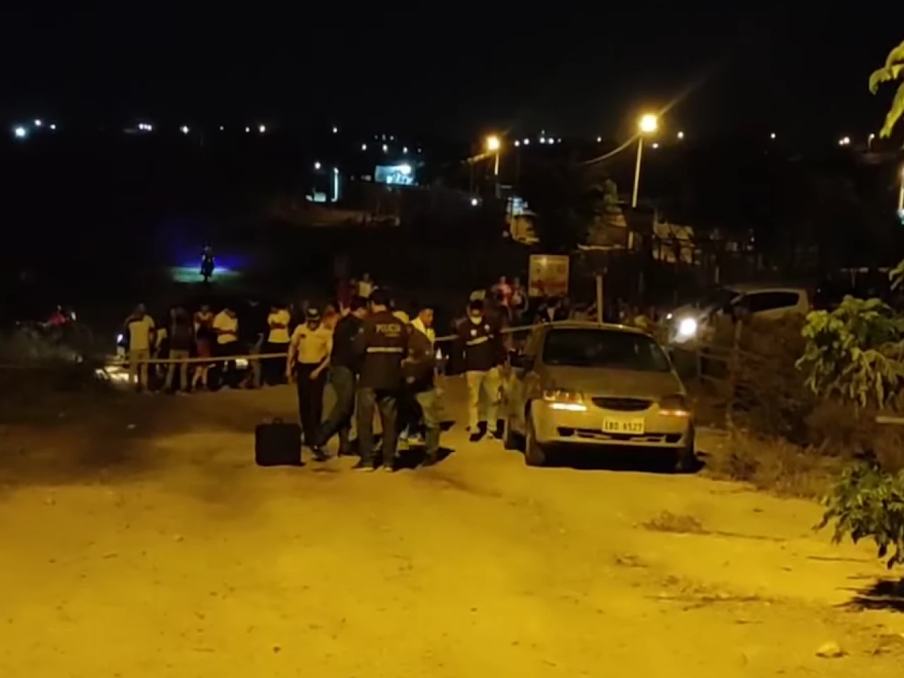4 cadáveres fueron hallados en un vehículo en Santa Elena