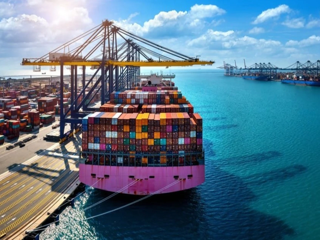 Exportadores de Ecuador destinan hasta USD 400 millones al año para enfrentar la inseguridad
